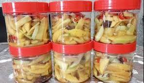 Tak tahu yang mana satu yang saya masukkan cili padi dan asam boi. Jeruk Mangga Asam Boi Food Drinks Carousell Singapore