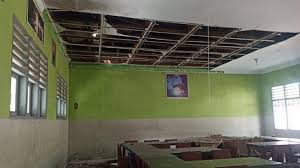 Teknik bangunan di universitas negeri medan(unimed). Angin Puting Beliung Hantam Sekolah Di Percut Seituan Bangunan Smk Negeri 1 Rusak Ditimpa Pohon Tribun Medan