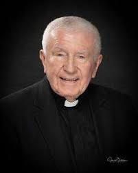 Marian honors distinguished alumni, hall of famers