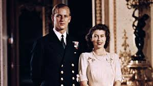 Prinz philip wird 99 den geburtstag feiert er auf schloss windsor. Queen Elizabeth Und Prinz Philip Susse Uberraschung An Ihrem 73 Hochzeitstag Intouch