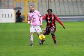 Foggia v palermo commento in diretta, 06/12/20. Palermo Foggia Le Formazioni Ufficiali Floriano Capitano