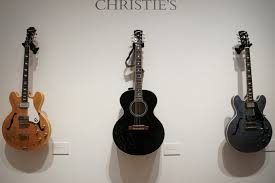 Taylor Swift Bradley Cooper Guitars To Be Auctioned For Nashville Covid 19 Relief Entertainment The Jakarta Post