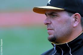 Amsterdam moves into 1st place tie, while HCAW sets record