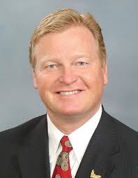 Saginaw chamber president retires