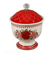 <p>the heady spiced scent of gingerbread cookies means christmas is here! Htf Pioneer Woman Rosy Toile Candy Dish Pioneer Woman Kitchen Red Candy Pioneer Woman