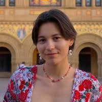 Isabella Tilley's Instagram, Twitter & Facebook