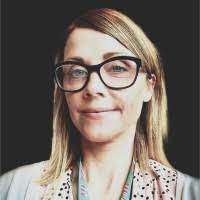 Vanessa Silberman's Instagram, Twitter & Facebook