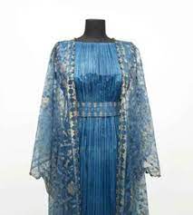 Italian lighting centre fortuny pleats collection women's clothing. 220 Best Fortuny Mastermind Of The Pleated Fabric Which Gracefully Skimmed The Human Form Ideas Fortuny Pleated Fabric Fashion