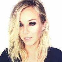 Cassidy Reed's Instagram, Twitter & Facebook