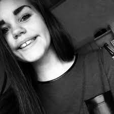 Michelle Kappel's Instagram, Twitter & Facebook