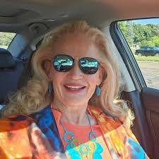 Sandy Kimbrough's Instagram, Twitter & Facebook