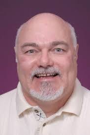 Robert Poppleton's Instagram, Twitter & Facebook