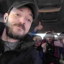 Jonathan Linville's Instagram, Twitter & Facebook