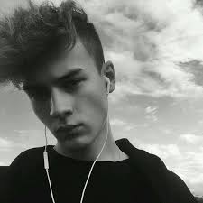 سويت ذا الكتاب لمن يبغى تنسيقات بروفايل تطقيم صور K Pop وصور فرق وت Random Random Amreading In 2020 Profile Pictures Instagram Cute Anime Guys Cute Teenage Boys