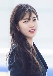 @suzy için açılmış türkiye fan sayfasıdır.┊ turkish fanbase dedicated to singer & actress bae suzy. Datei Bae Suzy At Incheon Airport On July 18 2017 1 Jpg Wikipedia
