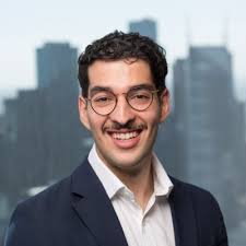 The dark side of tech job interviews: over-selling the role of a  generalist.