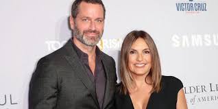 Mariska hargitay husband mariska's husband is younger star, peter hermann. Mariska Hargitay Peter Hermann Reveal The Secret To Their Marriage