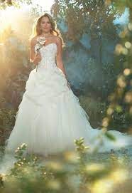 Disney Fairy Tale Weddings By Alfred Angelo 2013 Wedding Inspirasi Disney Wedding Dresses Fairy Tale Wedding Dress Sleeping Beauty Wedding