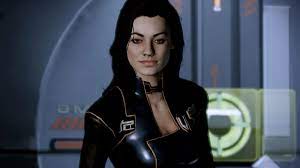 This is one of the changes that i noticed immediately in me2. Mass Effect Legendary Edition Entfernt Blaupausen Auf Miranda Und Zeigt Shepards Entwicklung Nach Welt