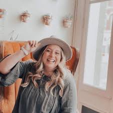 Bethany Sheets (@bethanysheets) • Instagram photos and videos