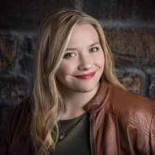 Anna Steinhauser's Instagram, Twitter & Facebook