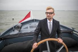 Uit de biografie blijkt dat hij juliana vanaf het begin. Pure Luxe Praat Exclusief Met Prins Bernhard Jr De Kersverse Nieuwe Eigenaar Van Circuit Park Zandvoort Pure Luxe