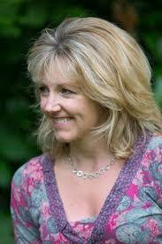 Debra Kirkham's Instagram, Twitter & Facebook