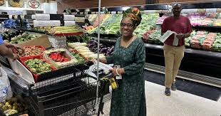 Hyde Park Produce reopens