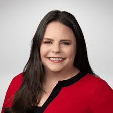 Elizabeth Glasgow's Instagram, Twitter & Facebook