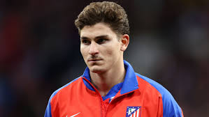 Mia Khalifa makes bizarre 911 comment amid romantic links to Atletico  Madrids Julian Alvarez as ex-porn star confirms relationship status |  Goal.com English Saudi Arabia