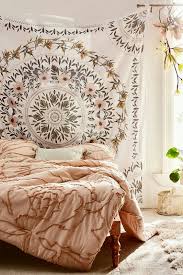 Zehra Isikli Adli Kullanicinin Ev Dekorasyon Aksesuar Panosundaki Pin Yurt Odasi Dekorasyonu Yatak Odasi Ic Tasarimi Yatak Odasi Tasarimlari