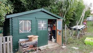 Import garden, c'est votre fabricant de véranda pour piscine et d'équipement de jardin. Encore Une Hausse De La Taxe Sur Les Cabanes De Jardin