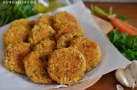 Chiftele la cuptor sunt o alternativa mai sanatoasa atunci cand nu vrei sa consumi preparate prajite, imbibate in ulei. Chiftele Cu Legume La Cuptor Ourdailyfood