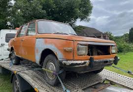 Image result for Champagnergelb 1968 Wartburg
