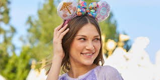 It's a small world party {twins first birthday} with diy toilet paper tube hot air balloons, pink swirl cookies, hand painted castel backdrop & ruffle cake! New Disney S It S A Small World Collection Out Now Diskingdom Com