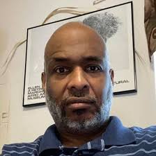 NERDS! This picture of Dee and Robert Picardo is so lovely to see today.  Posted as, "Just an old country Doctor and his holographic contemporary."  Credit: Art of Star Trek • TW: @