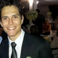 Alex Fernando Genova (@GenovaAlex)