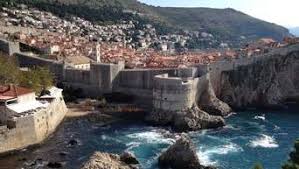 Dubrovnik was the main filming location in croatia for king's landing, a fictional city in game of thrones, the famous television series based on the series of fantasy novels a song of ice and fire and distributed by hbo. Neue Game Of Thrones Staffel Dubrovnik Als Konigsmund Reise