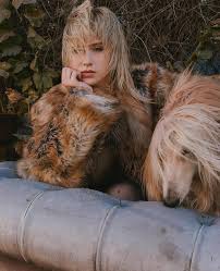 Comfort Zone🧡 @mariabakalovaofficial by @morellibrothers  @vogueczechoslovakia #JanuaryIssue #ComfortZone _ Photo: @morellibrothers;  Publisher: @michaelaseewald_v24 Editor-in-Chief: @danicakovar  FashionDirector: @milenazhu ArtDirector: @robert.kov ...