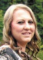 Kimberly Beeler's Instagram, Twitter & Facebook