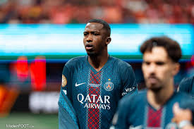 PSG : Willian Pacho raconte son sentiment partag&eacute; entre la d&eacute;faite et le Ballon d'Or de Demb&eacute;l&eacute;