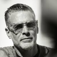 Colette Sutton's Instagram, Twitter & Facebook