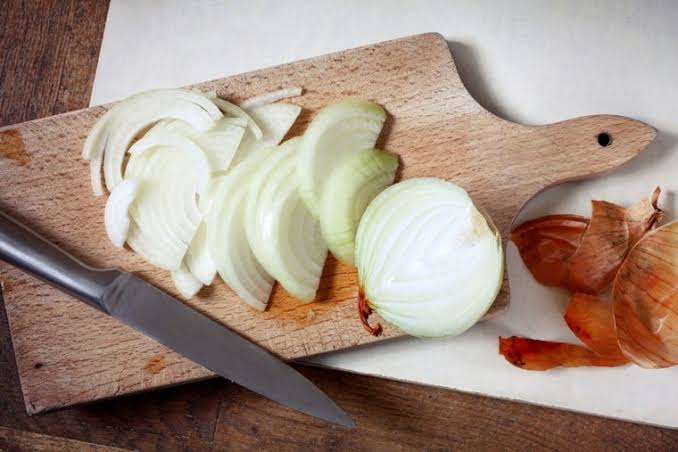 No more crying over onions, people in the UK to get 'tearless' onions