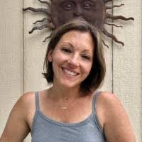 Nicole Arnone's Instagram, Twitter & Facebook