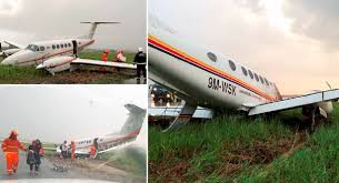 Maybe you would like to learn more about one of these? Pesawat Ringan Terbabas Di Kuching