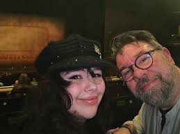 Eddie (@ELoodmerElliott)