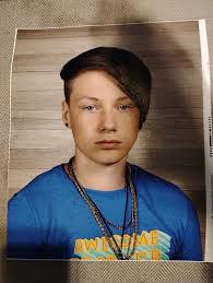 Bart Olsen's Instagram, Twitter & Facebook