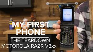 Phone: The Teardown (Motorola RAZR V3xx ...