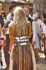 Eastern European Stuff Traditional Hairstyles From The Pomak Village Of Traditional Hairstyle Traditional Outfits Historical Hairstyles