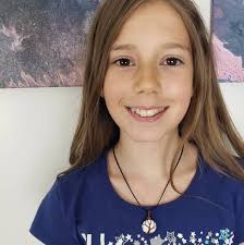 Zoë & Kaylee Johnson